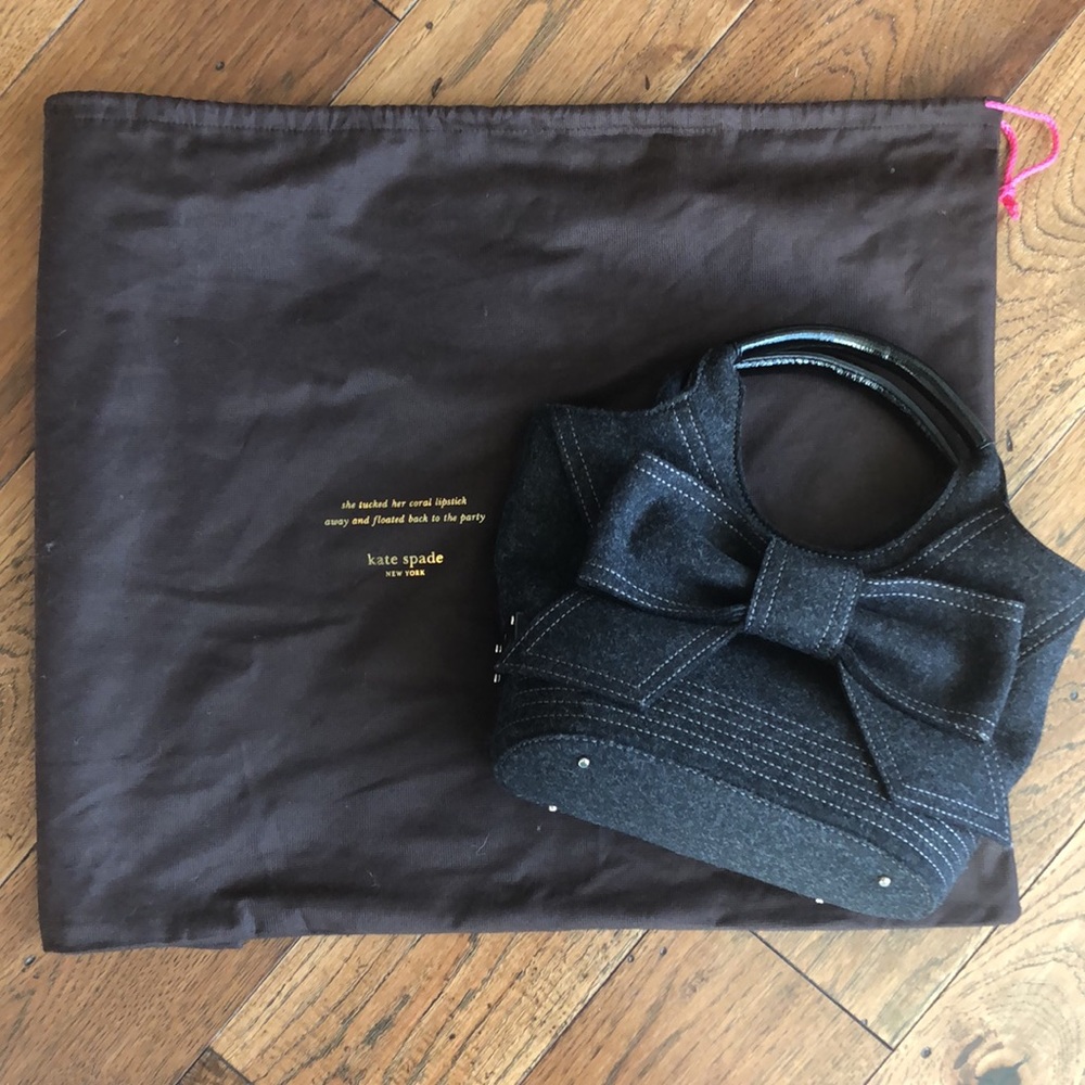 Kate Spade Small Grey Felt Purse with Dustbag - Picture 6 of 11